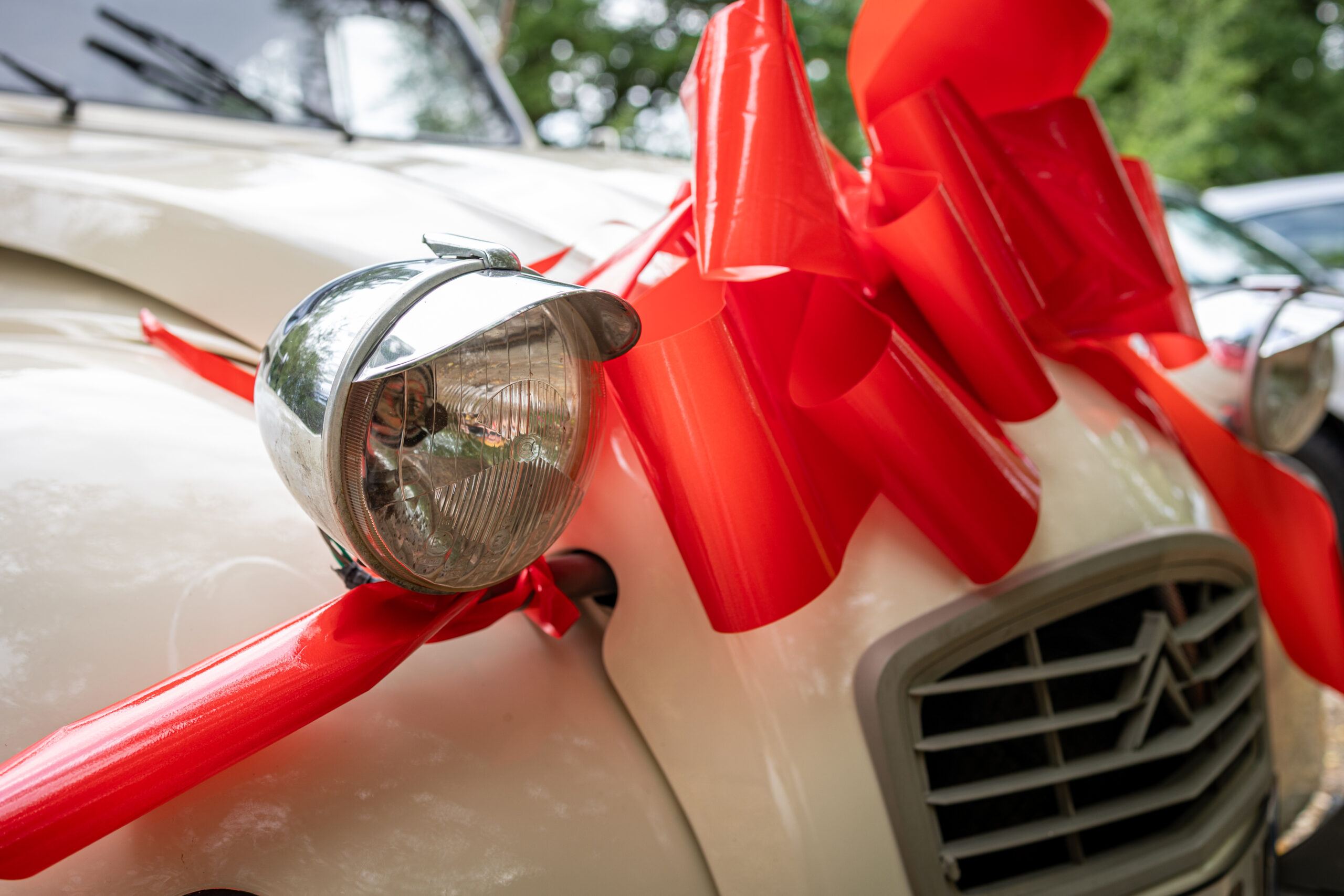 Un mariage, un cadeau, un reportage